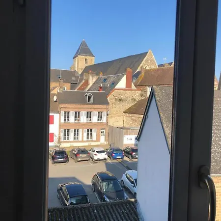 Chez Jules ,parking Gratuit, 3ème Etage *