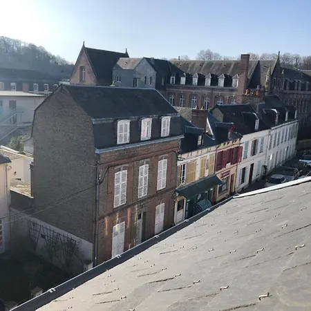 Chez Jules ,parking Gratuit, 3ème Etage *